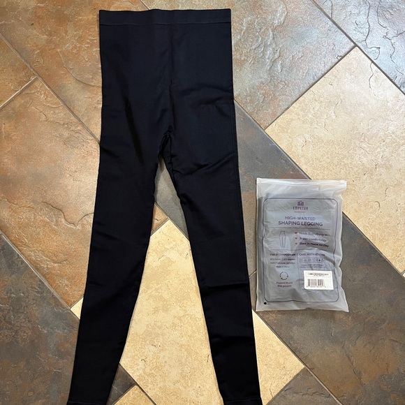 NWT Empetua High waisted shaping leggings medium - Picture 7 of 8